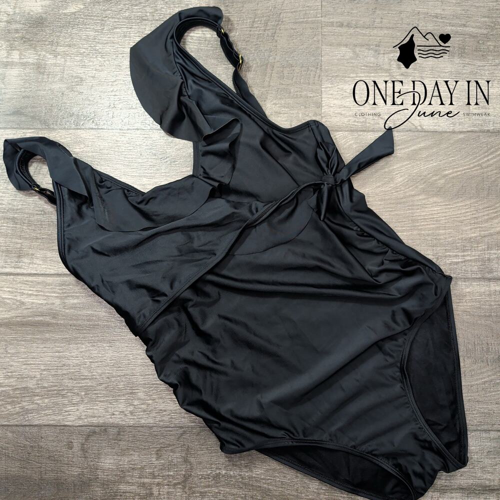 Kindred Bravely Ruffle Shoulder One Piece Swimsuit Size L